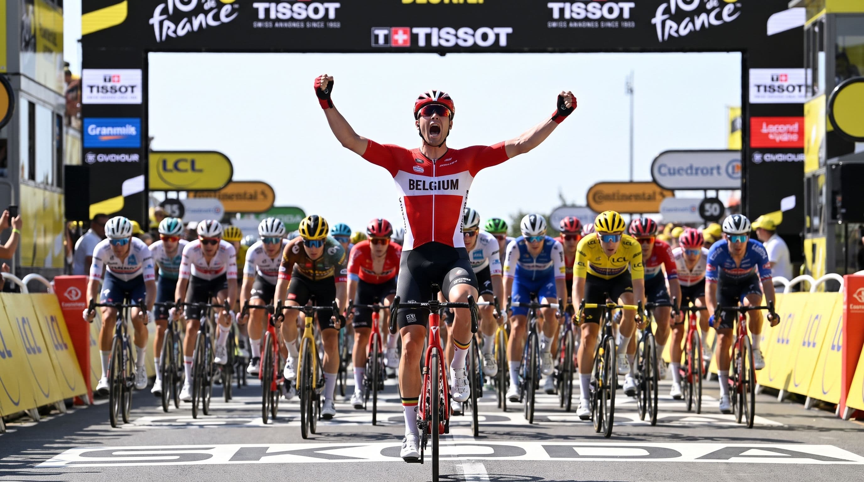 Stage 7 - Tim Merlier wins the Bordeaux bunch sprint